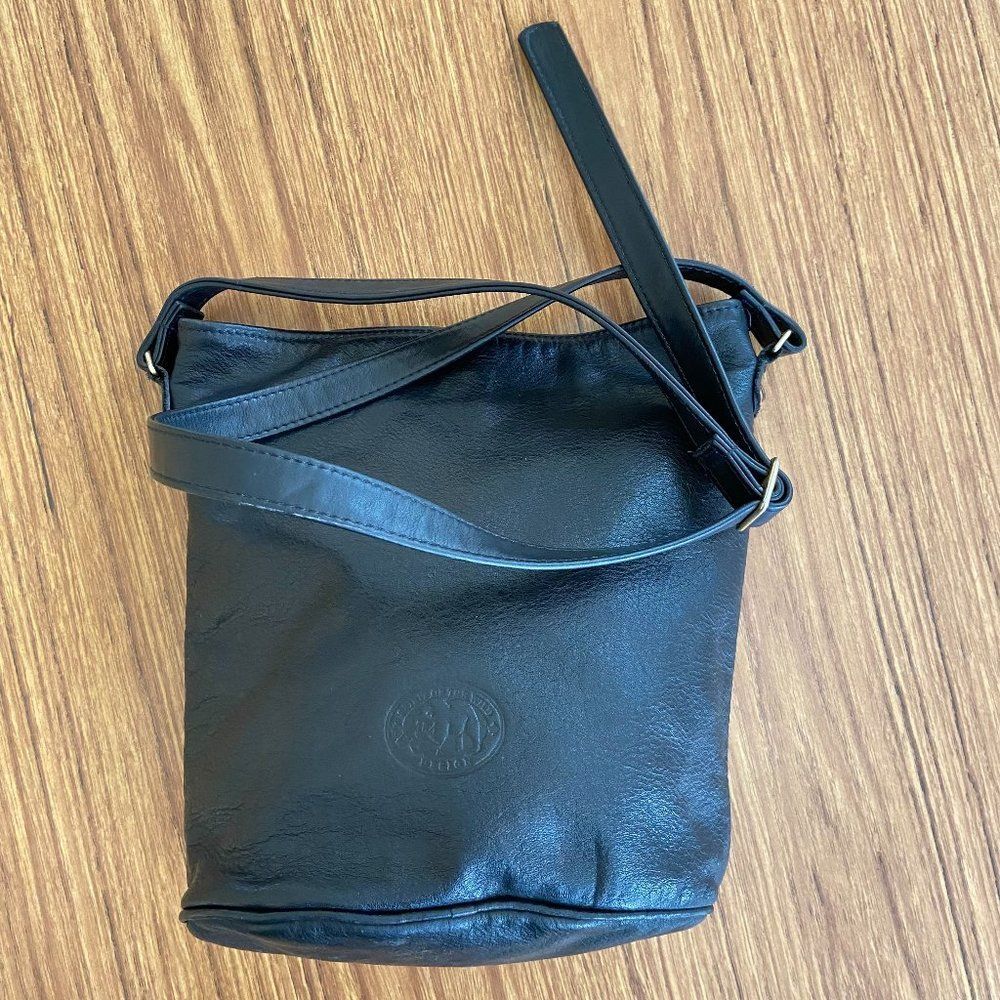Ursula - Crossbody Bag Purse made in Canada - Picture 2 of 5
